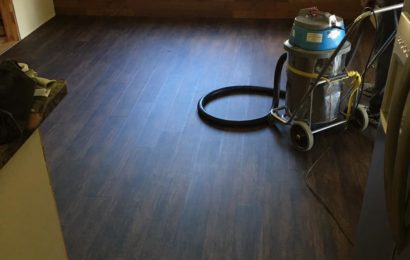  Professional Floor cleaning in Elk Mound, WI